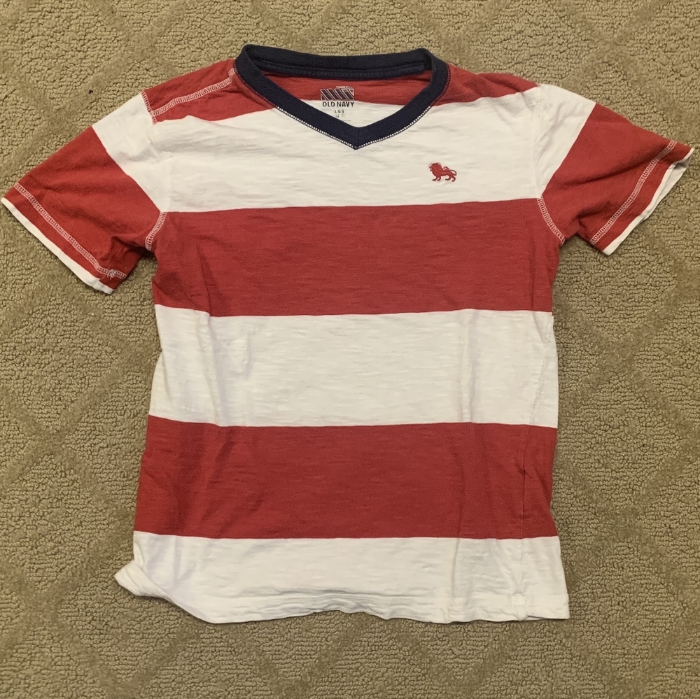 4/$20 Old Navy Boys V Neck T-Shirt